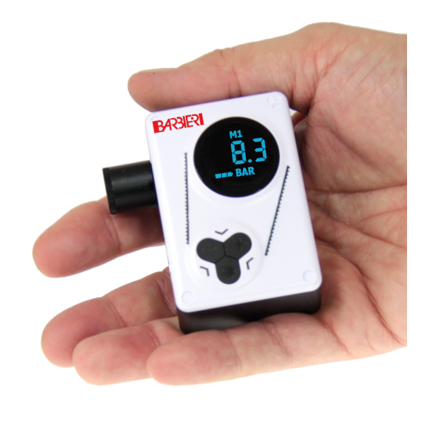 UNIVERSAL POCKET MINI COMPRESSOR FOR ALL VALVES 8.3 BAR WITH DIGITAL DISPLAY